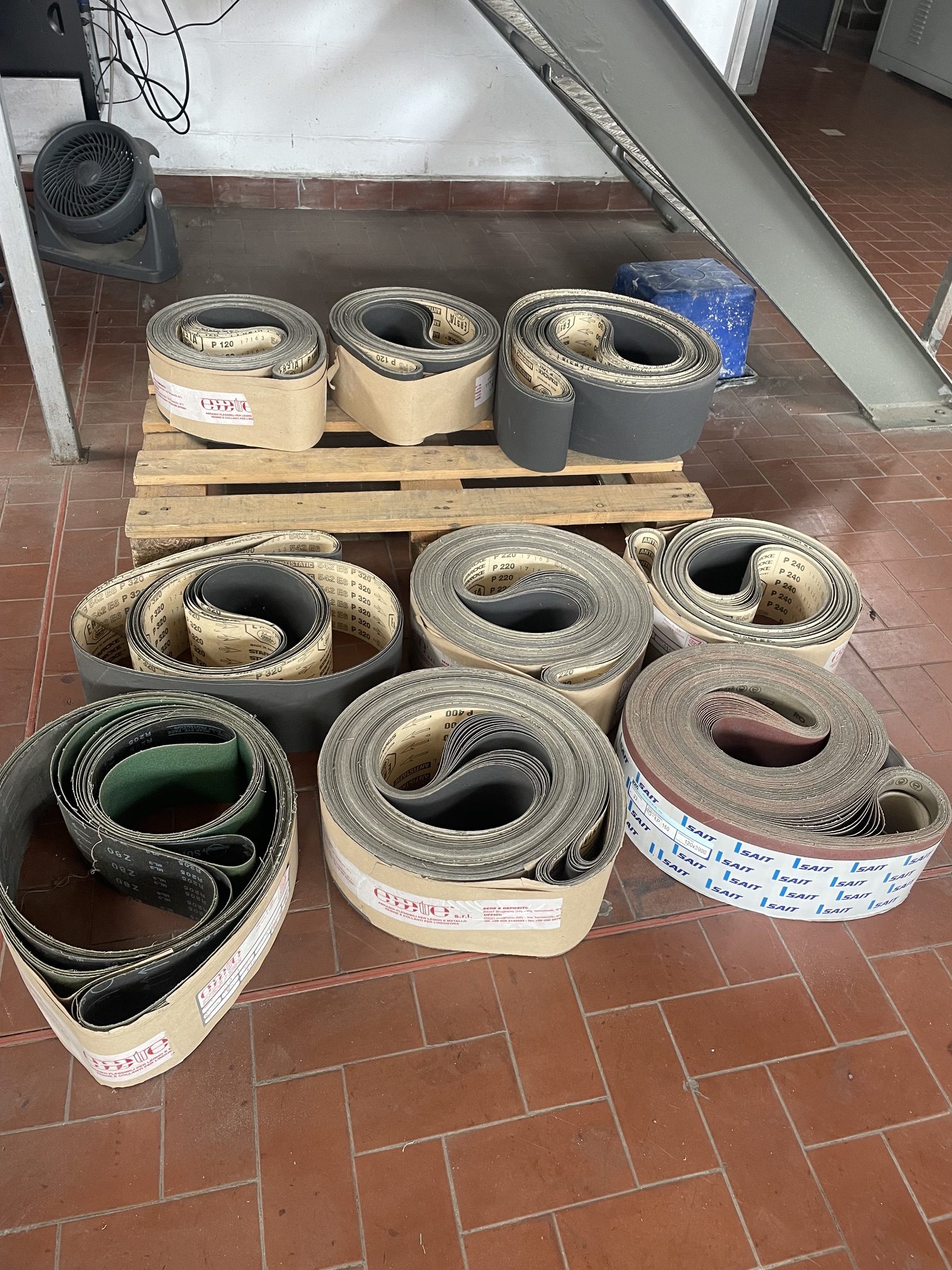 levigatrice a nastro Bini L84 trifase (4)