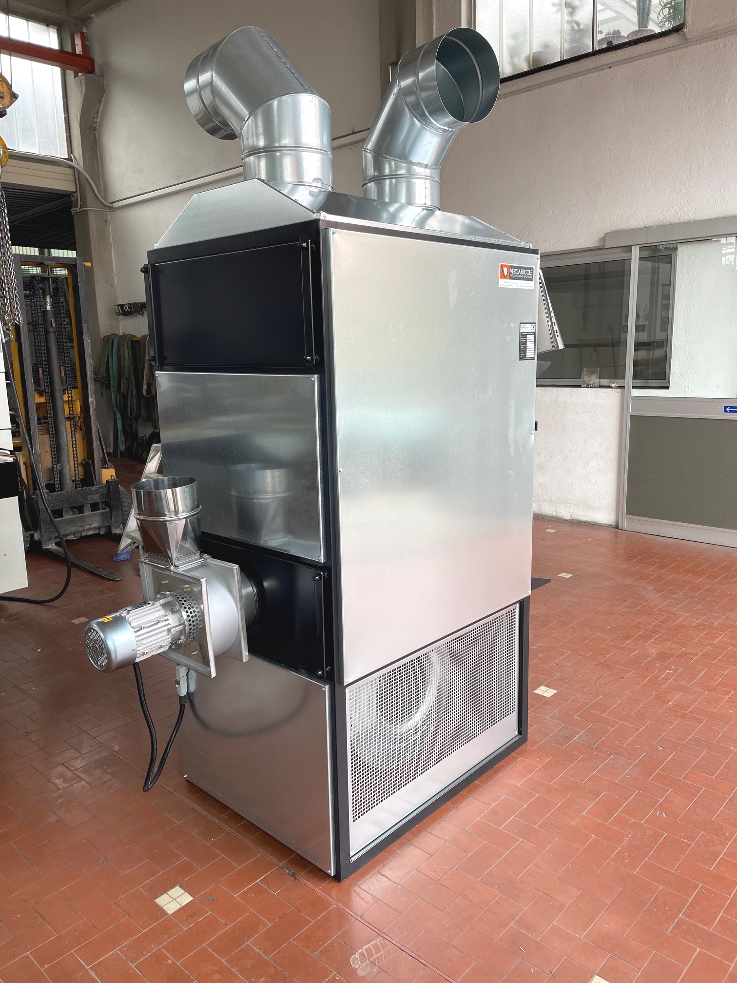 generatore di calore FABBRI mod. F85CV nuovo di fabbrica (2)