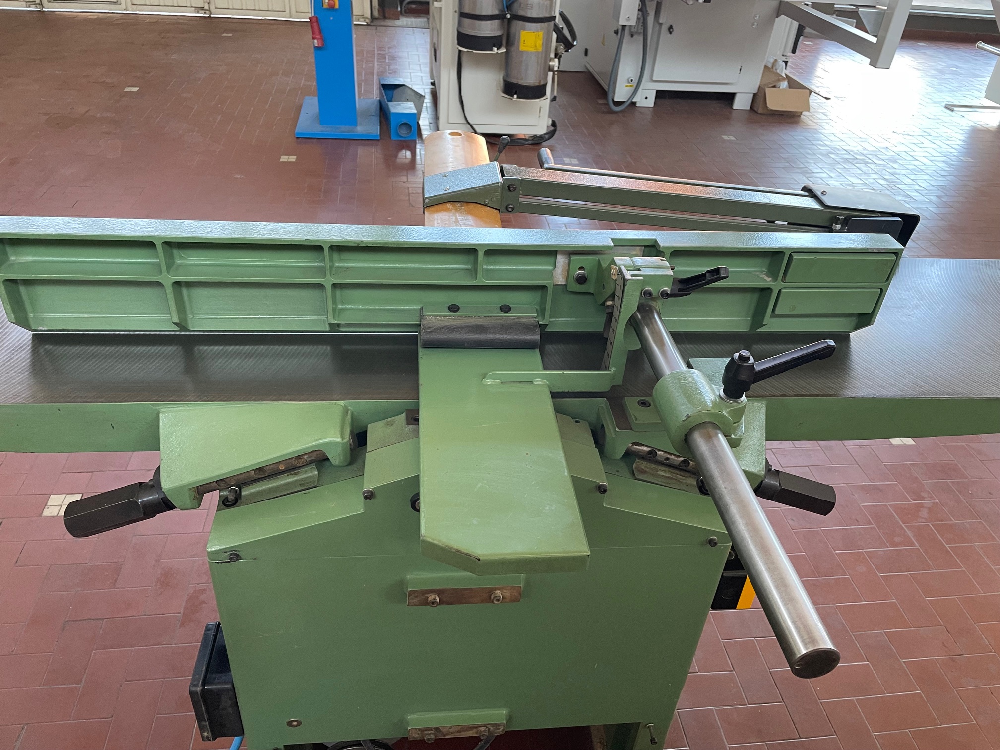 pialla a filo VEBA F400 (2)