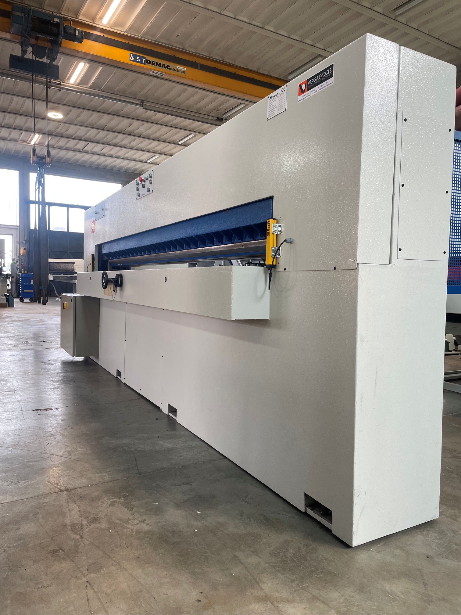 taglierina Monguzzi mod. 3200 (4)
